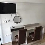 Anibo & Center 3861 Apartment